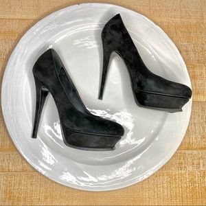 Yves Saint Laurent Tribute suede platform pumps